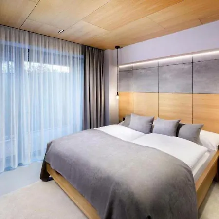 Horec * Tatranská Lomnica